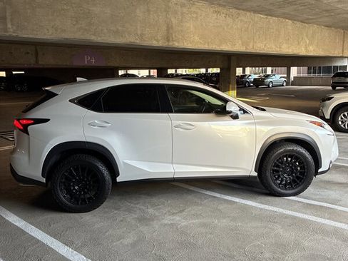 Used 2017 Lexus NX 200t FWD w/ Premium Package image 12