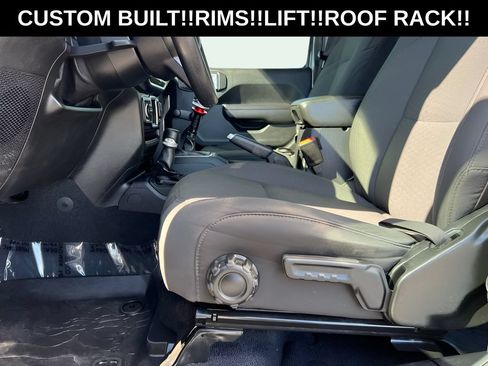 Used 2021 Jeep Wrangler Unlimited Sport AWD/4WD image 35