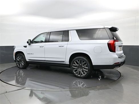 New 2026 GMC Yukon XL Denali Ultimate image 7