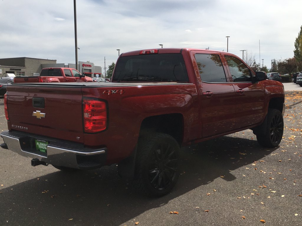Used 2018 Chevrolet Silverado 1500 LT w/ All Star Edition AWD/4WD image 7