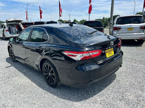 Used 2020 Toyota Camry LE FWD image 18