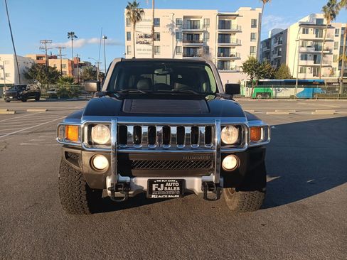 Used 2008 HUMMER H3 Adventure image 3