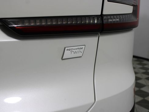 Used 2023 Volvo C40 P8 Recharge Ultimate w/ Protection Package Premier AWD/4WD image 9