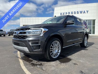 Used 2024 Ford Expedition Limited