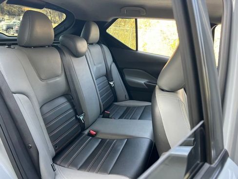 Used 2021 Nissan Kicks SR w/ SR Premium Package image 33