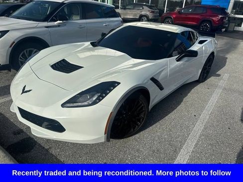 Used 2019 Chevrolet Corvette Stingray Coupe w/ 1LT RWD image 1