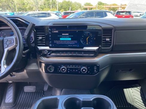 Certified 2023 Chevrolet Silverado 1500 RST image 3