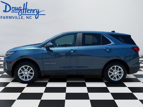 Used 2024 Chevrolet Equinox LT AWD/4WD image 2