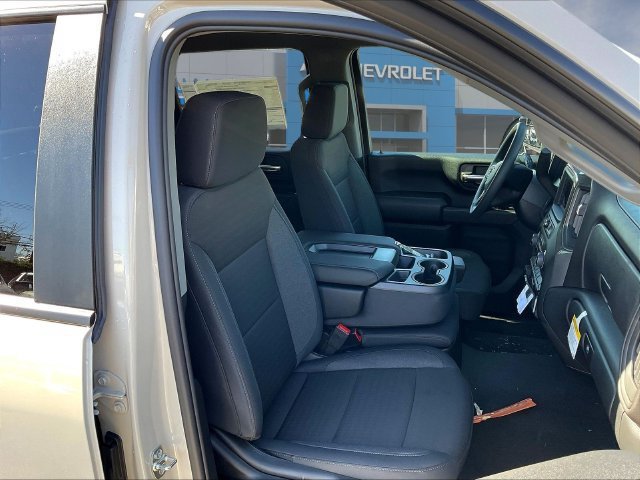 New 2026 Chevrolet Silverado 2500 Custom w/ Custom Value Package AWD/4WD image 14