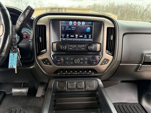 Used 2018 GMC Sierra 3500 Denali w/ Duramax Plus Package image 27