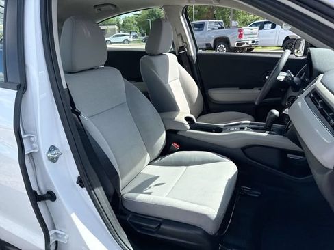 Used 2022 Honda HR-V LX image 24