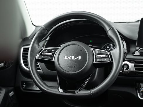 Used 2022 Kia Seltos SX w/ Sunroof Package AWD/4WD image 9
