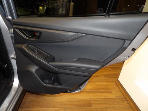 Used 2023 Subaru Crosstrek 2.0i Premium image 16