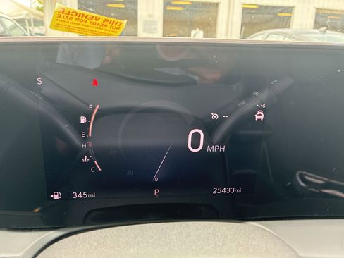 Used 2025 Buick Encore GX Preferred FWD image 12