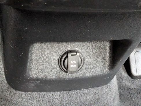 Used 2021 Kia Telluride S FWD image 19