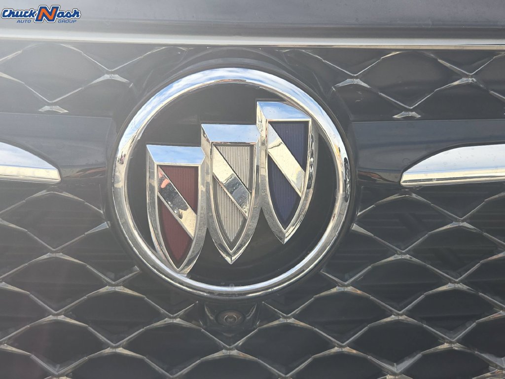Used 2021 Buick Envision Avenir w/ Technology Package II FWD image 9