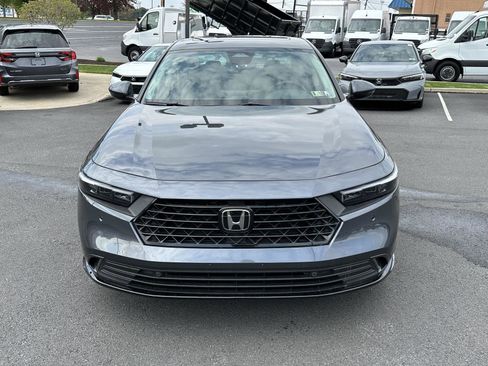 Certified 2025 Honda Accord EX-L image 3