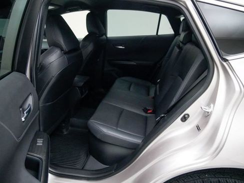 Used 2021 Toyota Venza XLE w/ Softex Package AWD/4WD image 20