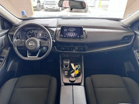 Used 2024 Nissan Rogue S AWD/4WD image 12