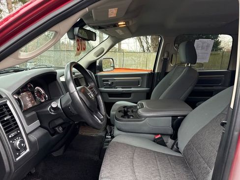 Used 2015 RAM 1500 Big Horn image 31