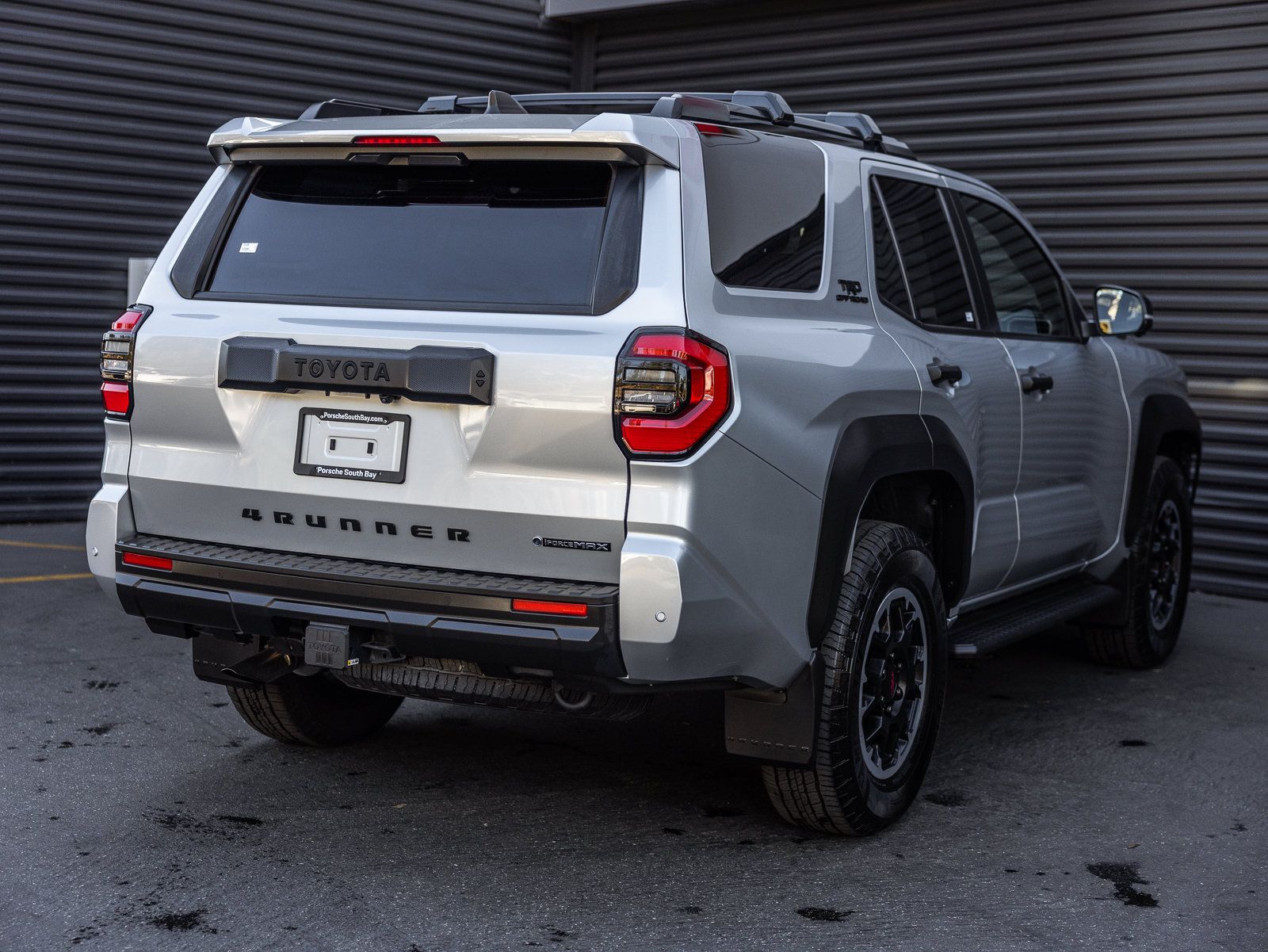 Used 2025 Toyota 4Runner TRD Off-Road Premium AWD/4WD image 9