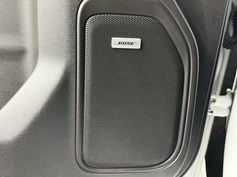 Used 2021 Chevrolet Silverado 1500 High Country w/ Technology Package image 16