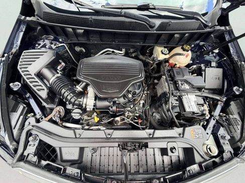 Used 2017 Cadillac XT5 Premium Luxury FWD image 12