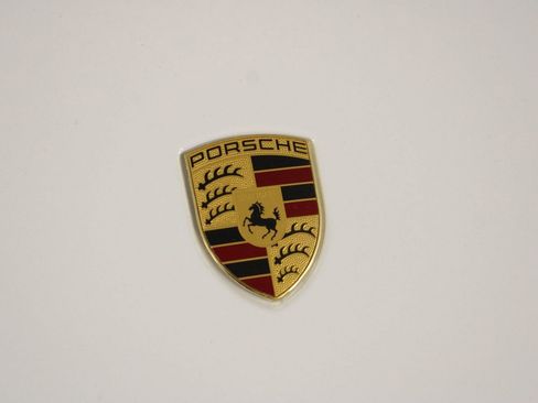 Certified 2024 Porsche Macan image 29