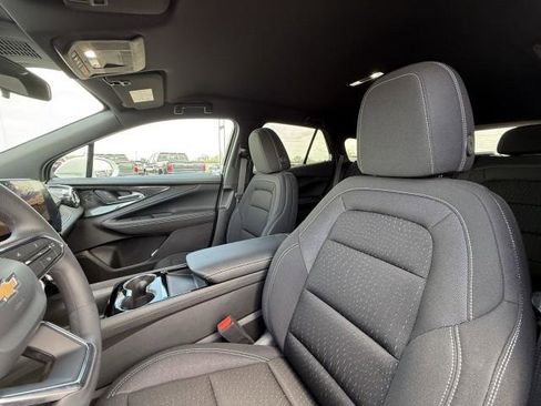 New 2025 Chevrolet Blazer EV LT image 16