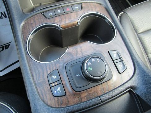 Used 2021 GMC Acadia Denali w/ Denali Technology Package image 23