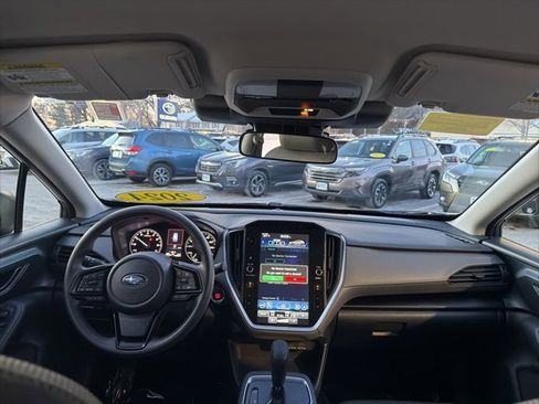 Used 2024 Subaru Crosstrek 2.0i Premium image 32