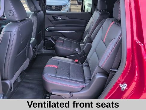 New 2026 Chevrolet Traverse RS w/ LPO, Floor Liner Package image 13