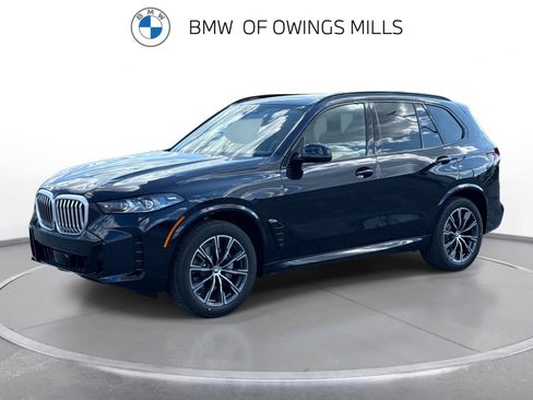 New 2026 BMW X5 xDrive40i w/ M Sport Package AWD/4WD image 1
