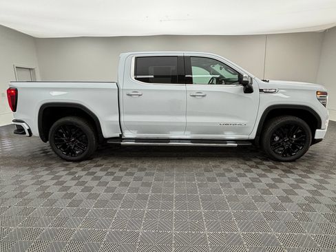 New 2026 GMC Sierra 1500 Denali w/ Technology Package AWD/4WD image 9