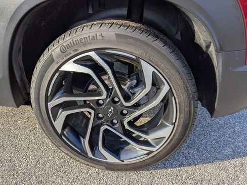 Used 2024 Chevrolet TrailBlazer RS FWD image 13
