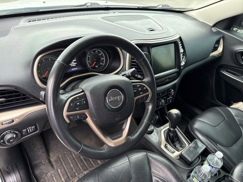 Used 2015 Jeep Cherokee Limited AWD/4WD image 5