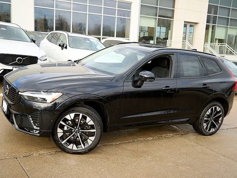 New 2026 Volvo XC60 B5 Plus w/ Protection Package Premier image 3