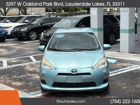 Used 2013 Toyota Prius C One FWD image 4