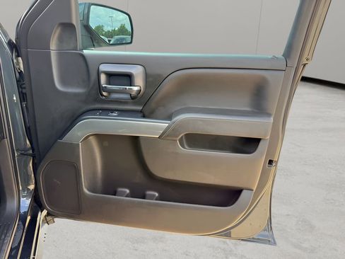 Used 2018 Chevrolet Silverado 1500 LT w/ LT Eassist Package RWD image 24