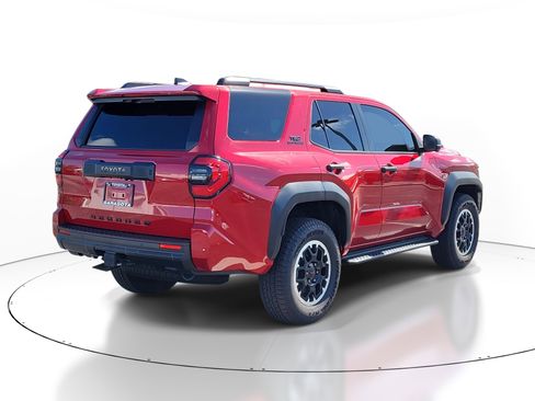 Used 2025 Toyota 4Runner TRD Off-Road Premium image 6