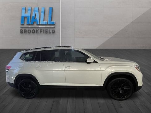 New 2026 Volkswagen Atlas SE image 6