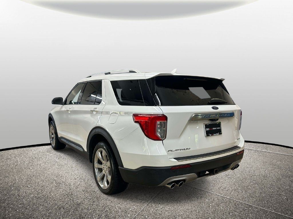 Used 2020 Ford Explorer Platinum w/ Premium Technology Package AWD/4WD image 5