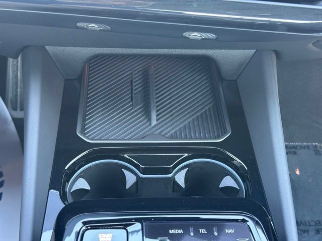 Certified 2024 BMW 530i xDrive w/ M Sport Package AWD/4WD image 20