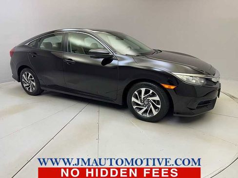 Used 2017 Honda Civic EX image 7