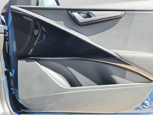 Certified 2026 Kia Niro Wind FWD image 32