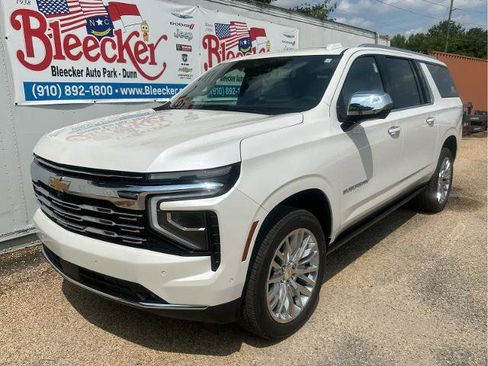 New 2025 Chevrolet Suburban Premier image 6