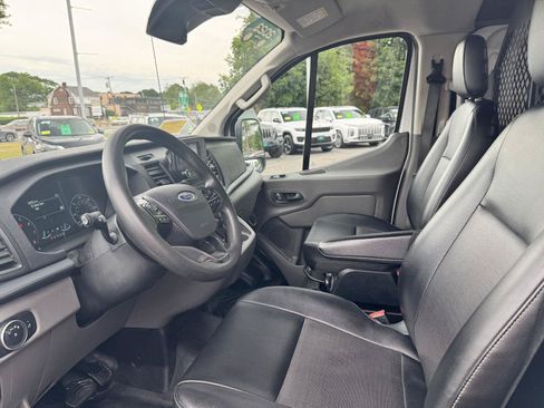 Used 2023 Ford Transit 150 Low Roof RWD image 10