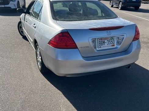 Used 2007 Honda Accord EX image 2
