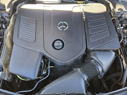 Certified 2025 Mercedes-Benz C 300 Sedan image 31