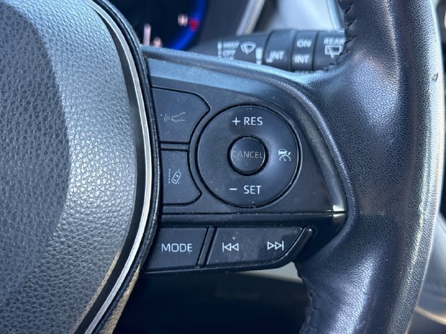Used 2021 Toyota Corolla XSE FWD image 29